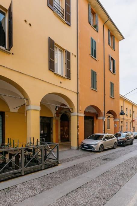 Suite In Via Del Pratello ボローニャ エクステリア 写真