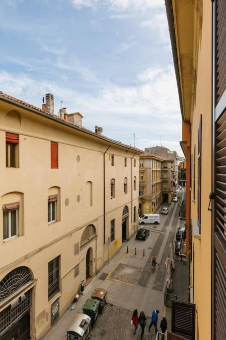 Suite In Via Del Pratello ボローニャ エクステリア 写真